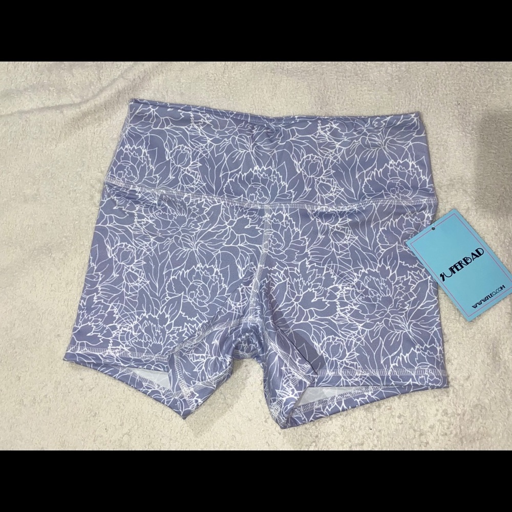 FLEO SHORTS